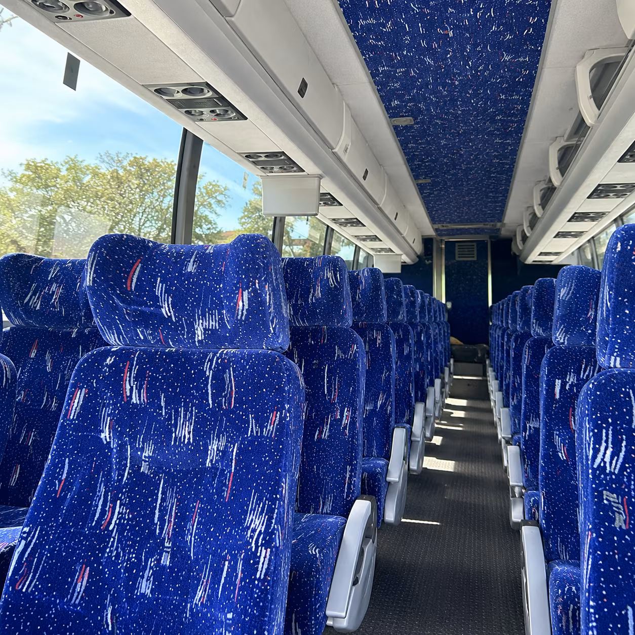 charter buses from sammamish to portland and the oregon coast