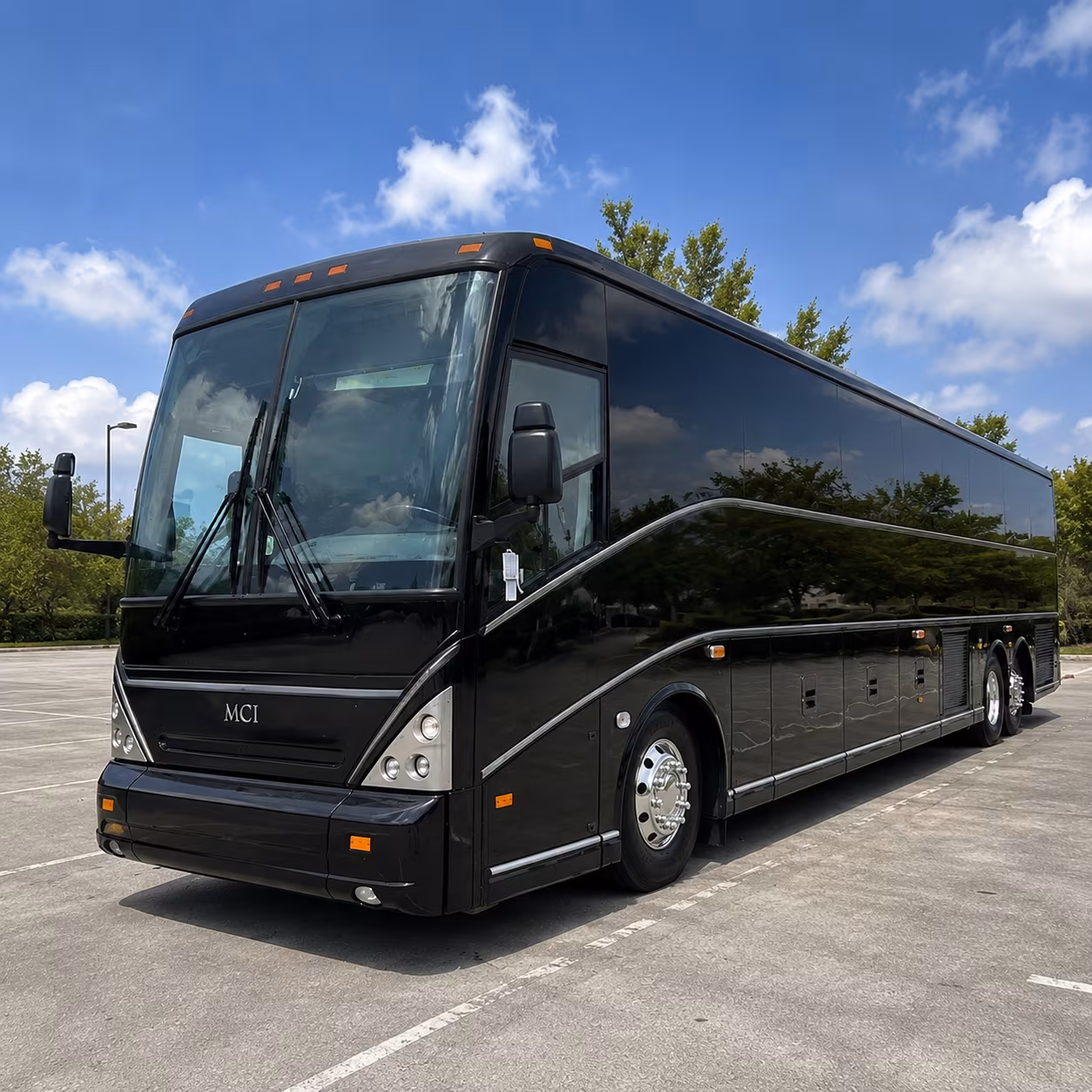 military shuttle buses serving joint base lewis mcchord and naval station everett