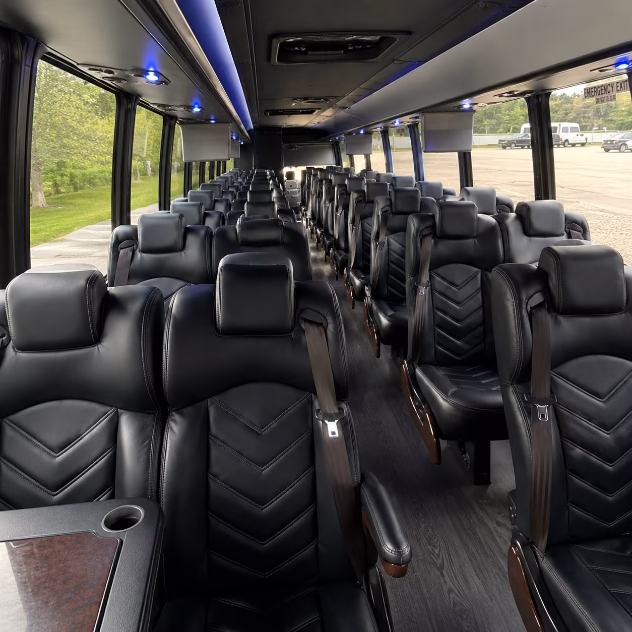 minibus rentals for sammamish prom groups heading to seattle