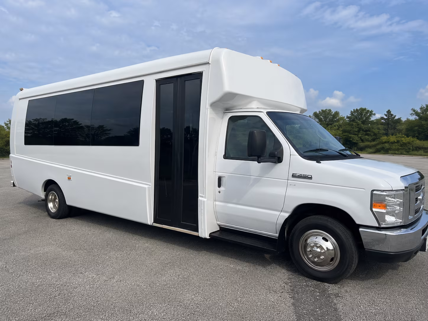 party buses to mariners and sounders games at t mobile park and lumen field