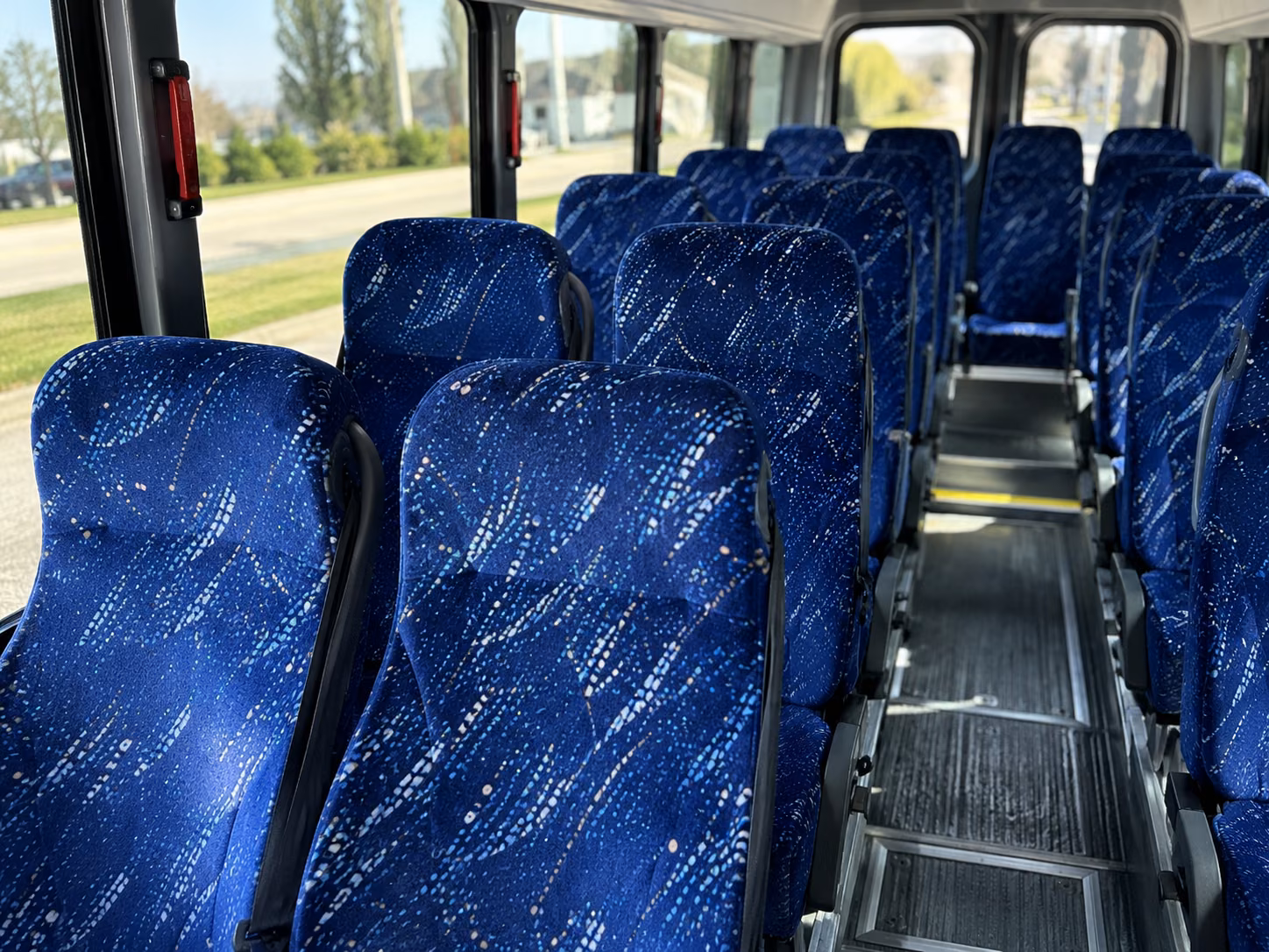 sammamish 20 passenger minibus inside