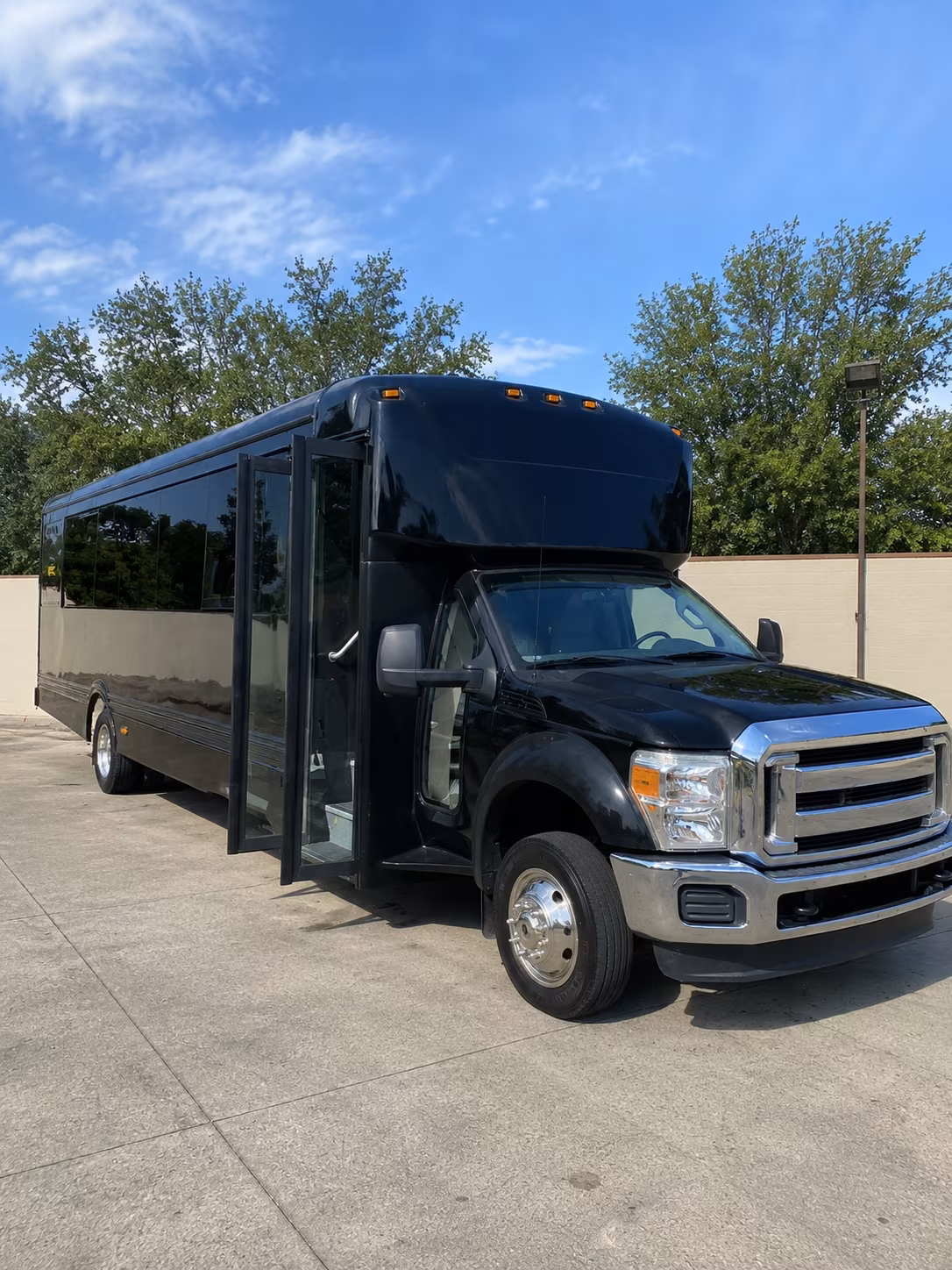 sammamish 20 passenger party bus