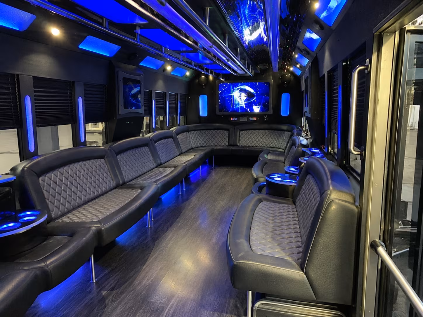 sammamish 28 passenger party bus interior