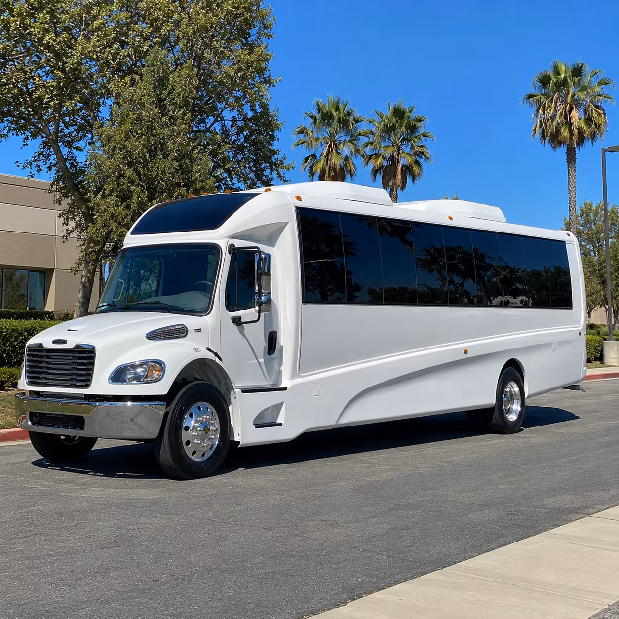 sammamish 30 passenger minibus